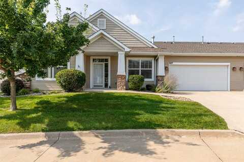 607 Sienna Ridge Drive, West Des Moines, IA 50266
