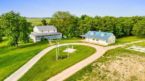 2466 655th Avenue, Albia, IA 52531