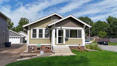 870 39th Street, Des Moines, IA 50312