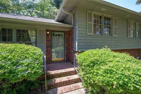 1702 Elaine Way, DALTON, GA 30720