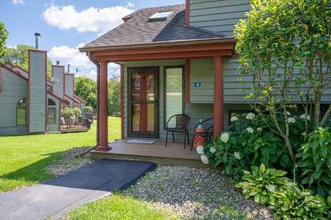 20 Spring Creek, Galena, IL 61036