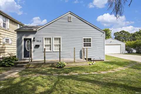 1913 E Fox Street, South Bend, IN 46613