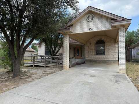 1430 Raintree Drive, Eagle Pass, TX 78852