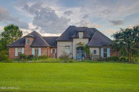 26 Scenic Meadow Drive, Carriere, MS 39426
