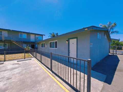 441 Dearing Avenue S, Fresno, CA 93702