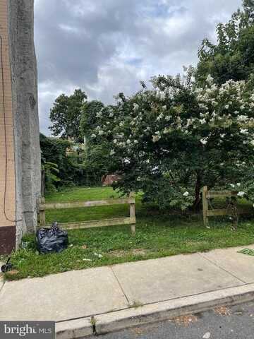 1020 W ORLEANS STREET, PHILADELPHIA, PA 19133