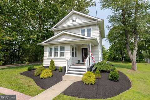 16 TOWNSEND AVENUE, BERLIN, NJ 08009