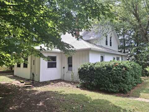 11737 N Meridian Road, Huntington, IN 46750