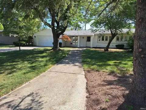 3710 Kirkfield Drive, Fort Wayne, IN 46815