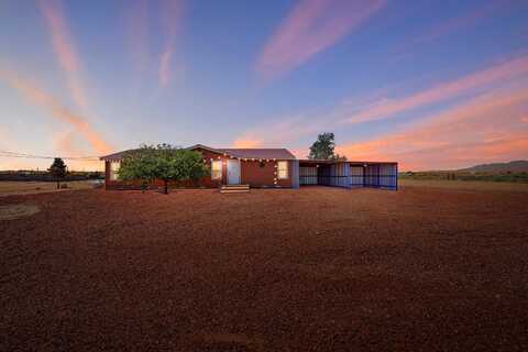 68 BADGER Lane, Veguita, NM 87062