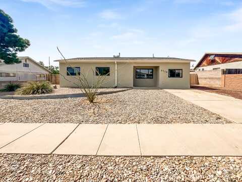 5736 IRVING Boulevard NW, Albuquerque, NM 87114