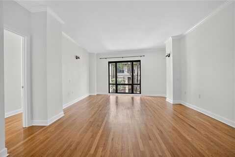 3475 Oak Valley Road NE, Atlanta, GA 30326