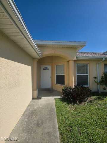 2211 NE 15th Lane, Cape Coral, FL 33909