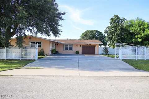 1109 W Ventura Avenue, Clewiston, FL 33440