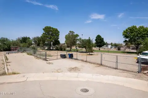 1817 Por Fin Lane, El Paso, TX 79907