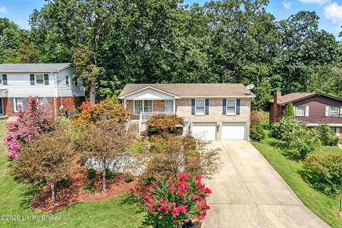 2213 High Pine Dr, Louisville, KY 40214