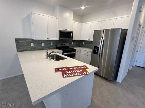 1179 Heliodor Avenue, Henderson, NV 89011