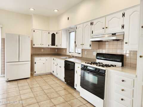 19 Valley Road, Cos Cob, CT 06807