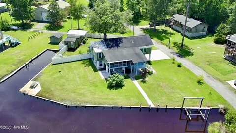 173 Hideaway Road, Belhaven, NC 27810