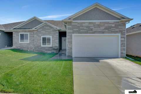 4933 Spire Street, Lincoln, NE 68516
