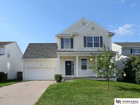 2913 Halifax Drive, Bellevue, NE 68123