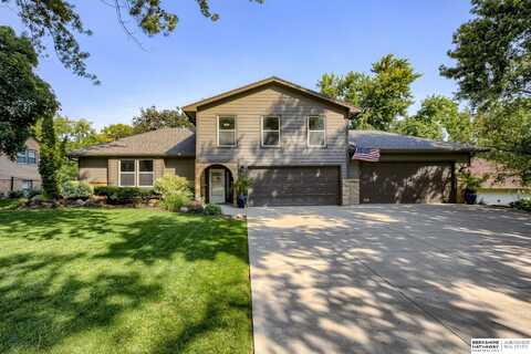 12218 Deer Hollow Drive, Omaha, NE 68154