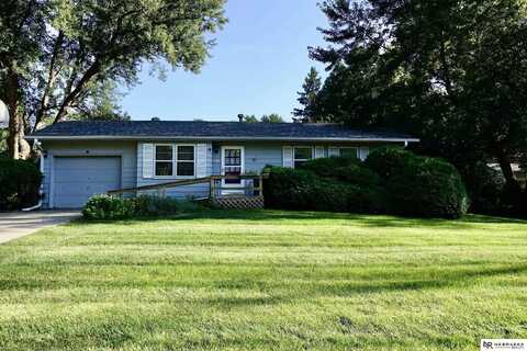 11005 Olin Avenue, Omaha, NE 68144