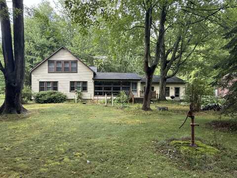 1898 Benjamin Road, Muskegon, MI 49445