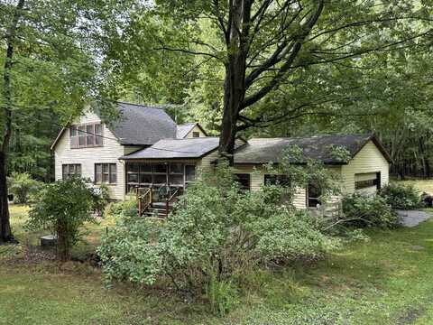1898 Benjamin Road, Muskegon, MI 49445