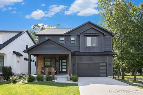2726 Orange Avenue SE, Grand Rapids, MI 49546