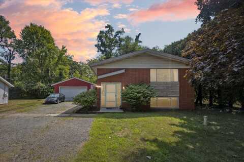 7039 Curtis Drive, Coloma, MI 49038