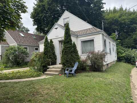 1533 Sylvan Ave SE Avenue SE, Grand Rapids, MI 49506