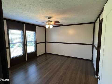 1221 Piney Mountain Road, Newport, TN 37821