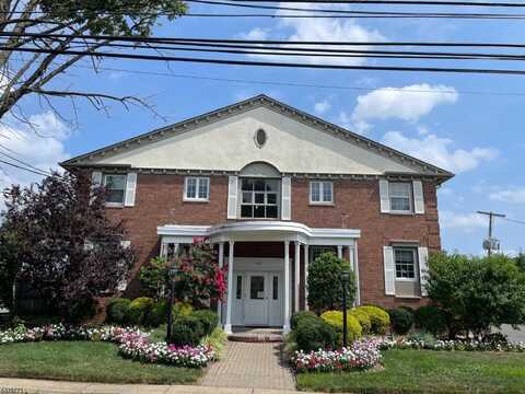 206 Main St, Millburn, NJ 07041