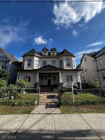 259 Highland Ave, Passaic, NJ 07055