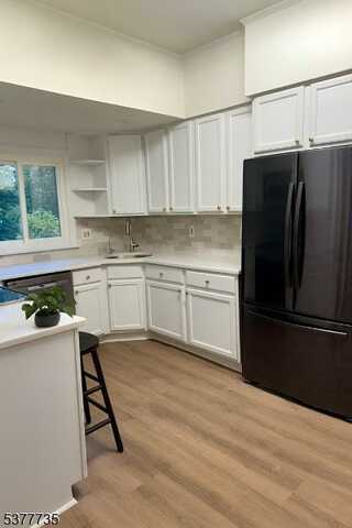 536 River Rd, Chatham, NJ 07928