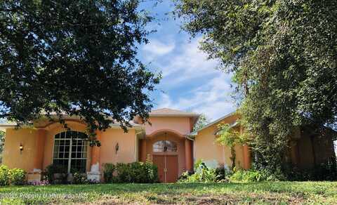 3155 Aldoro Avenue, Spring Hill, FL 34609