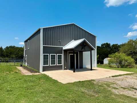 608 Mason Dr, Seven Points, TX 75143
