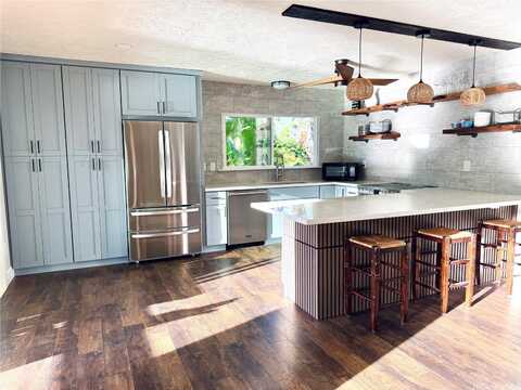 943 Kainui Drive, Kailua, HI 96734