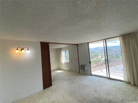 98-1038 Moanalua Road, Aiea, HI 96701