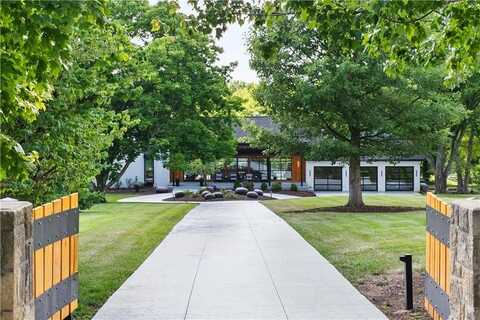 14420 Mission Road, Leawood, KS 66224