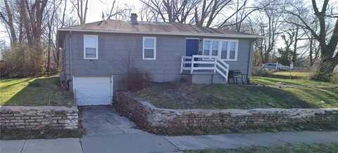 4000 E 67TH Terrace, Kansas City, MO 64132