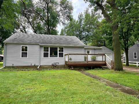 907 9th Street, Spirit Lake, IA 51360