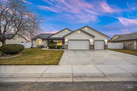 1002 N Rodeo St, Parma, ID 83660