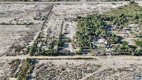 33 W 4th St, Niland, CA 92257