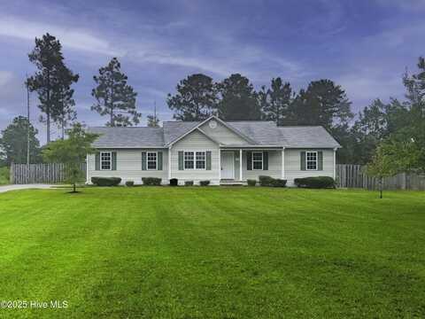 140 Van Riggs Road, Hubert, NC 28539