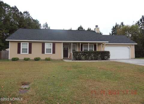 139 Daphne Drive, Hubert, NC 28539