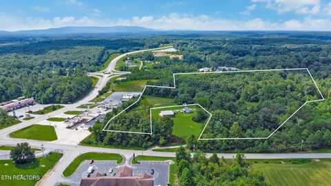 2528 E First St, Crossville, TN 38555