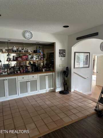 3835 Renegade Mountain Pkwy, Crab Orchard, TN 37723