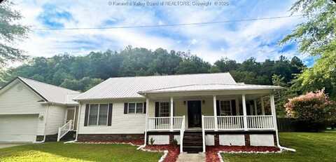 25 Chafin Street, Matewan, WV 25678